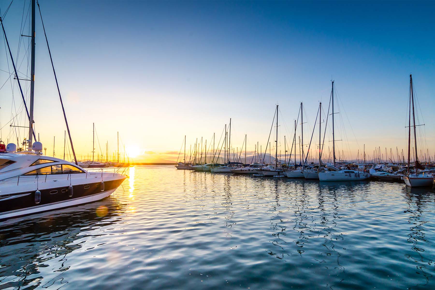 Attika / Athens - Piraeus: Marina Zeas, Marina Flisvos, Marina Athens, Alimos Marina, Agios Kosmas Marina, Marina Glyfadas, Marina Lavrion, Marina Elefsina, Marina Pachi - Megara, Marina Nea Peramos (Megalo Pefko)